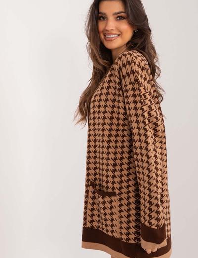 Elegancki sweter rozpinany camelowy