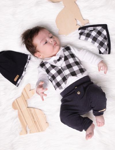 Zestaw bawełnianych ubrań niemowlęcych- 4-częściowy