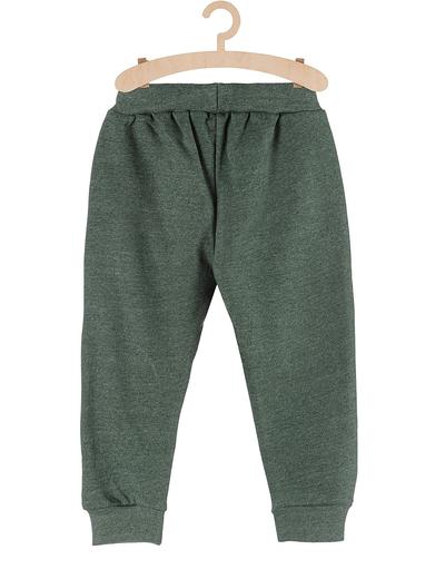 Dresowe spodnie dla chłopca-zielone z naszywkami