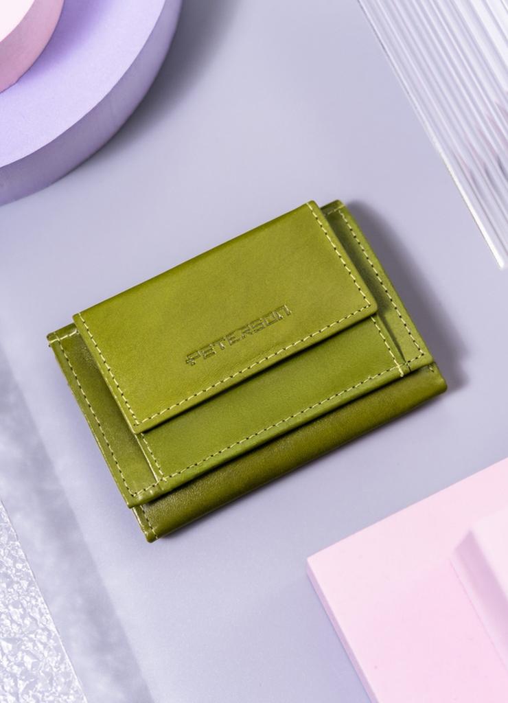 Mały, skórzany portfel damski z systemem RFID Protect Peterson- zielony