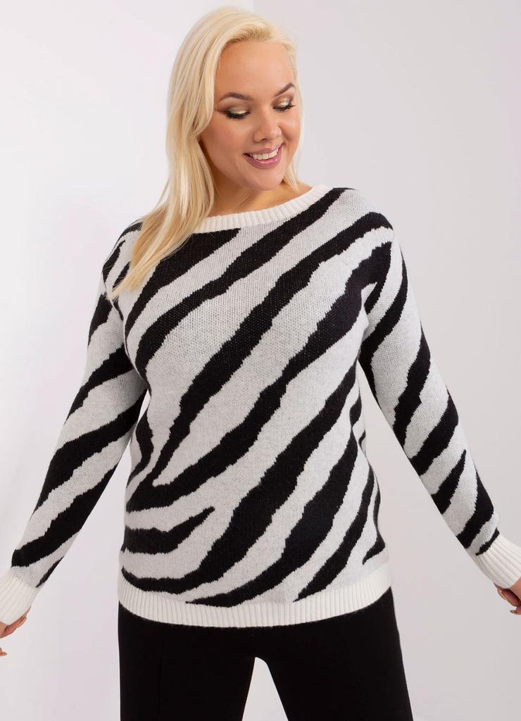 Sweter plus size ze zwierzęcym motywem biało-czarny