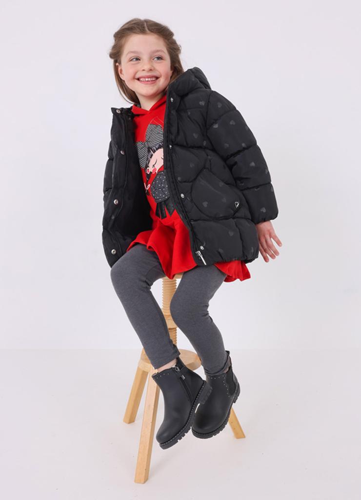 Czarna pikowana kurtka dziewczęca zimowa w serduszka