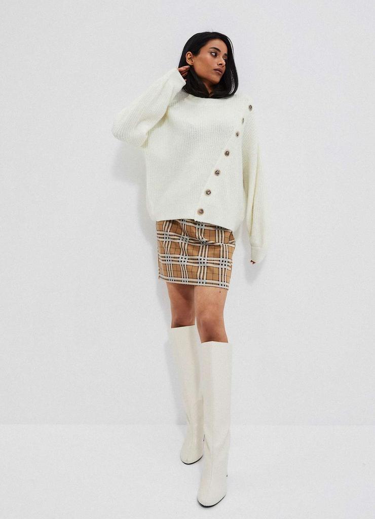 Akrylowy sweter damski oversize biały